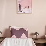 Arctic Bloom Retreat: 2br W/ Parking روفانييمي