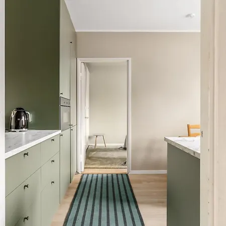 Apartman Arctic Bloom Retreat: 2br W/ Parking *